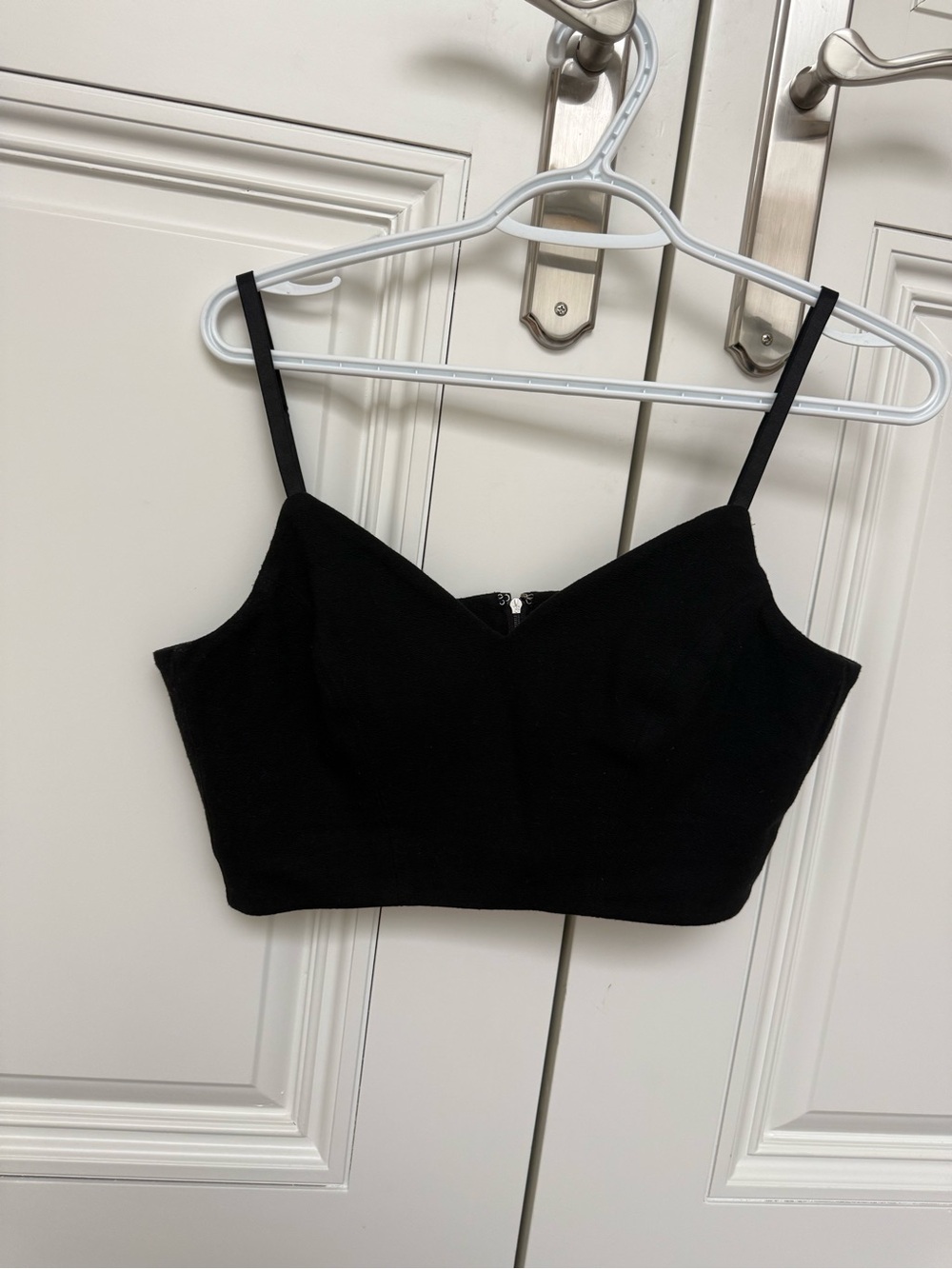 Babaton new Black Spaghetti Strap Cropped Tank Top